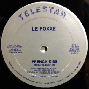 Le Foxx-French Kiss